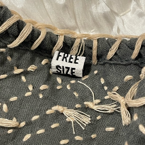 Bohemian World Market top made in India, O/S🩶 - Picture 11 of 11